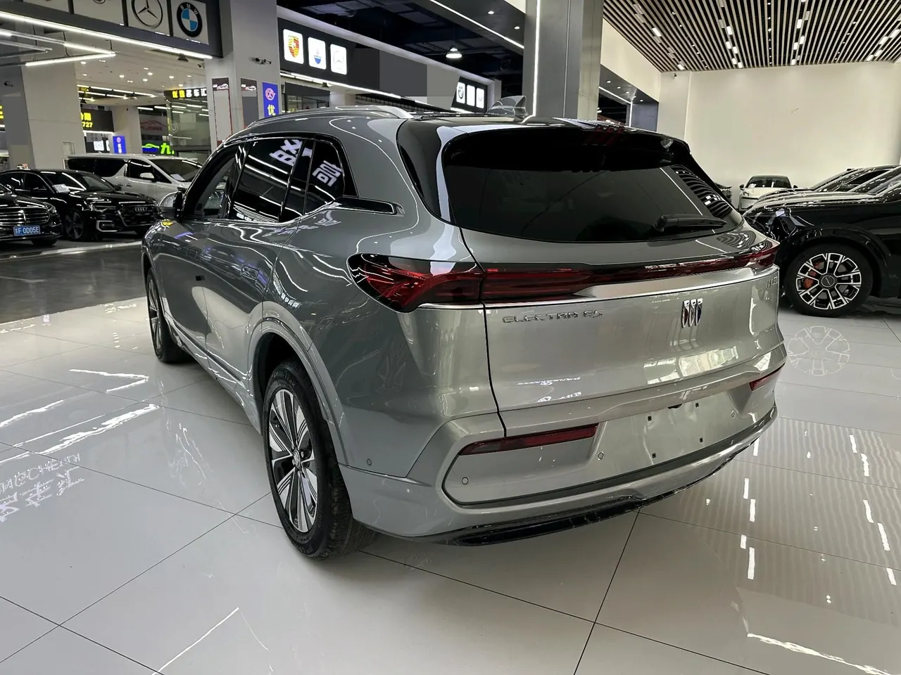 Buick 2025 E 5 620KM Premium Edition Automatic Gear 17
