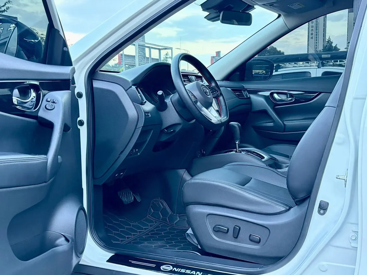 Nissan 2022 Qijun Glory 2.0 Stepless Two-Drive Smart Joint Premium Edition Automatic Gear 4