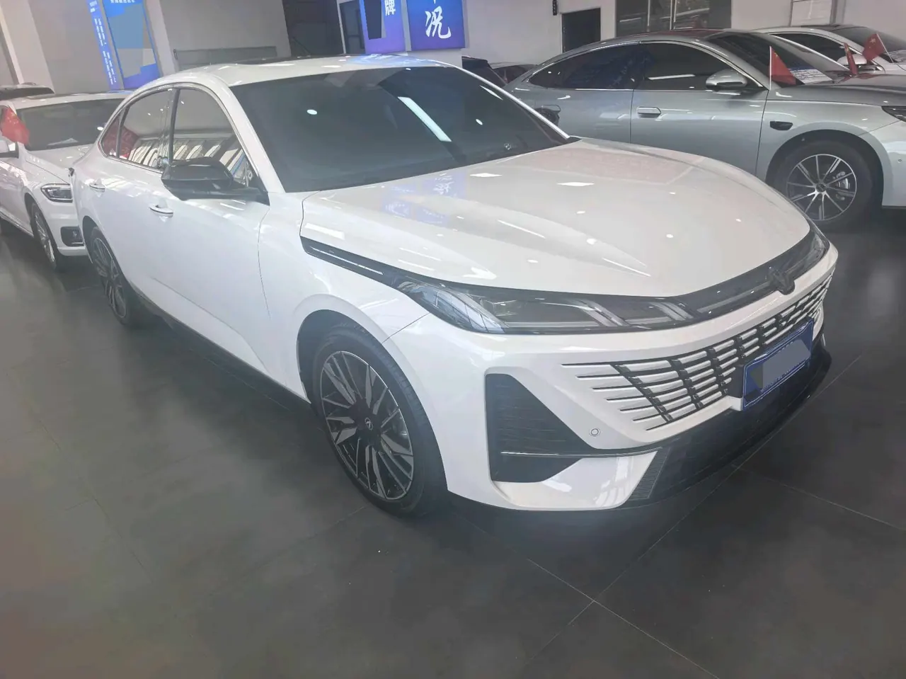 ChangAn 2023 Yida 1.5TGDI Blue Whale NE Flagship Automatic Gear 2