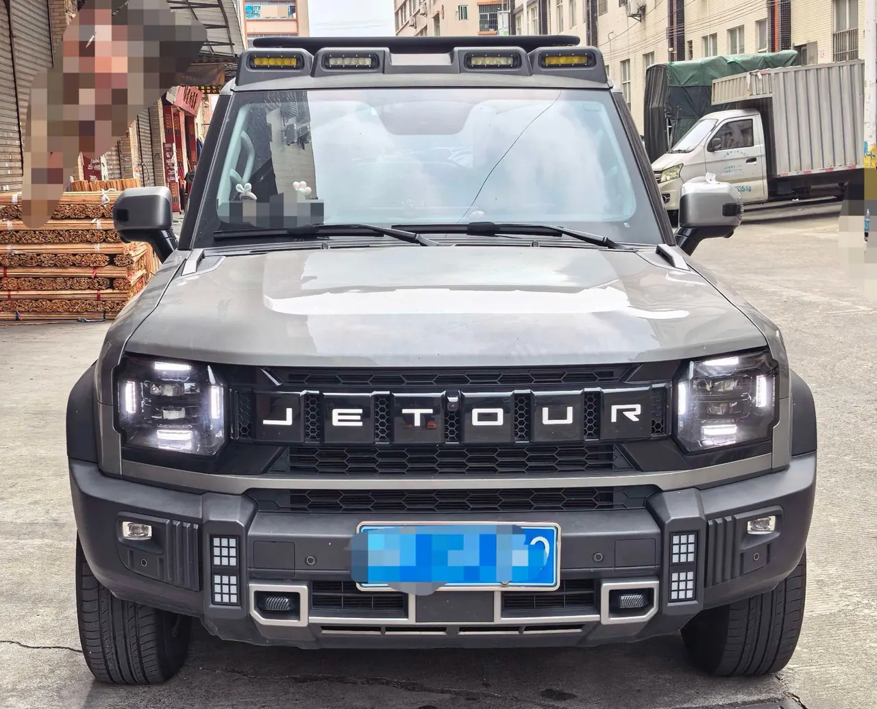 Jetour 2023 Travelers 1.5T Two-Drive Discovery PRO Automatic Gear 2