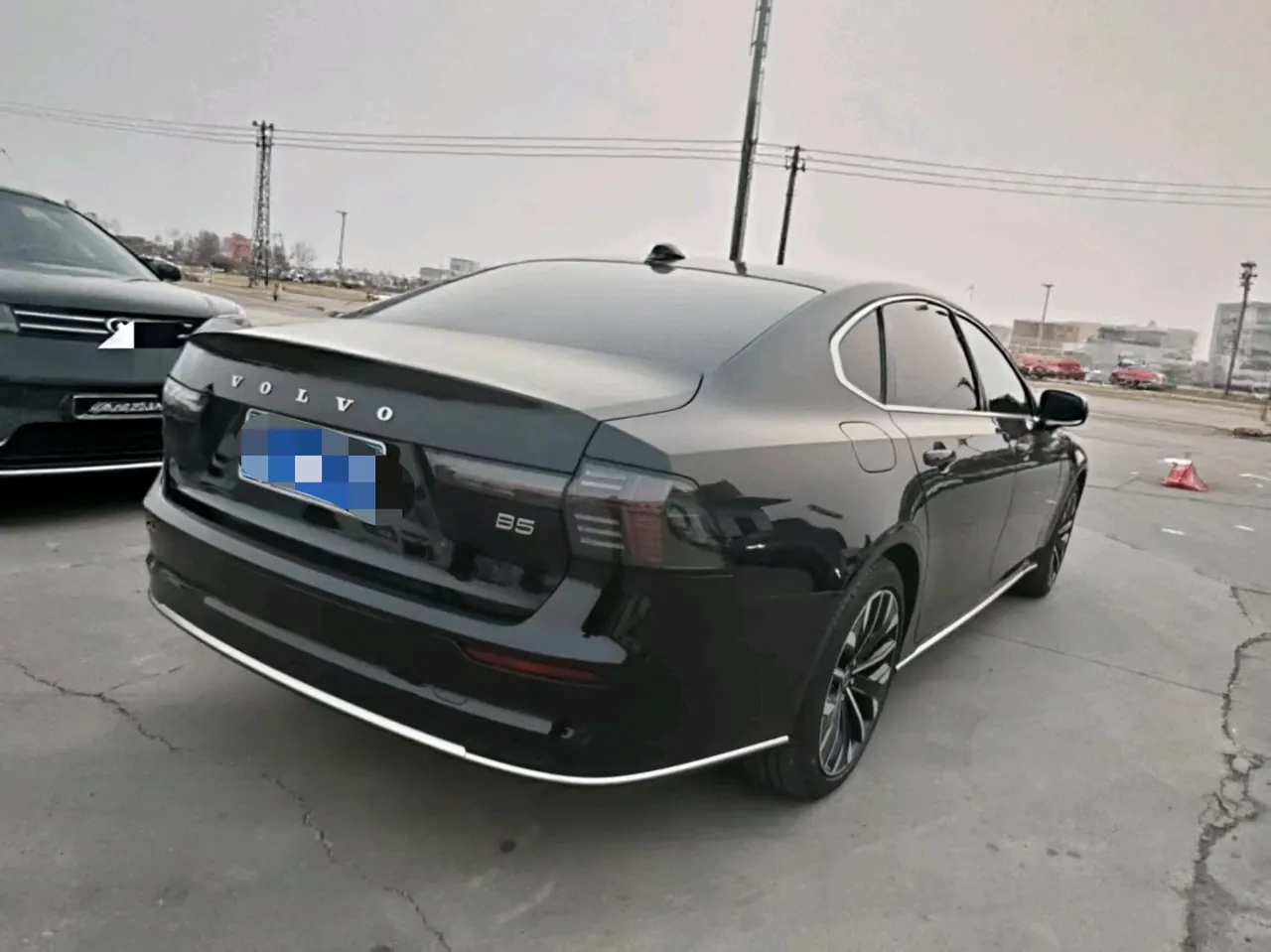 Volvo 2026 S90 48V 2.0T B5 Zhiyuan Deluxe Edition Automatic Gear 5