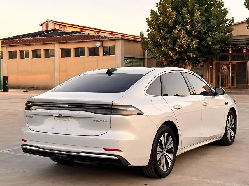 Geely Galaxy 2025 A7 EM-i 1.5 150km Discovery Edition Automatic Gear 7