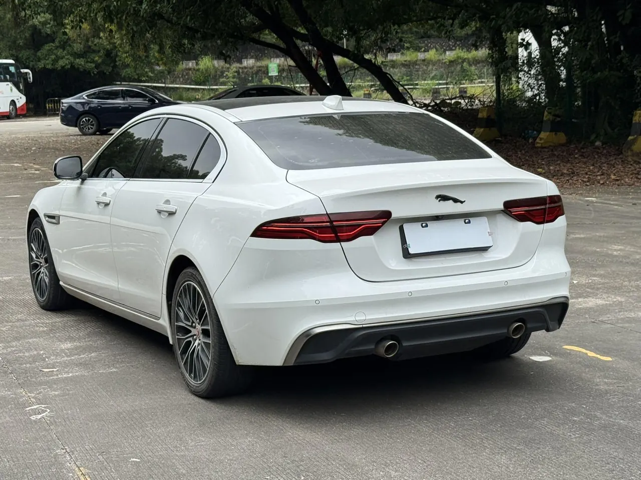 Jaguar 2021 XEL 2.0T 250PS R-DYNAMIC S Enterprising Sports Edition Automatic Gear 9