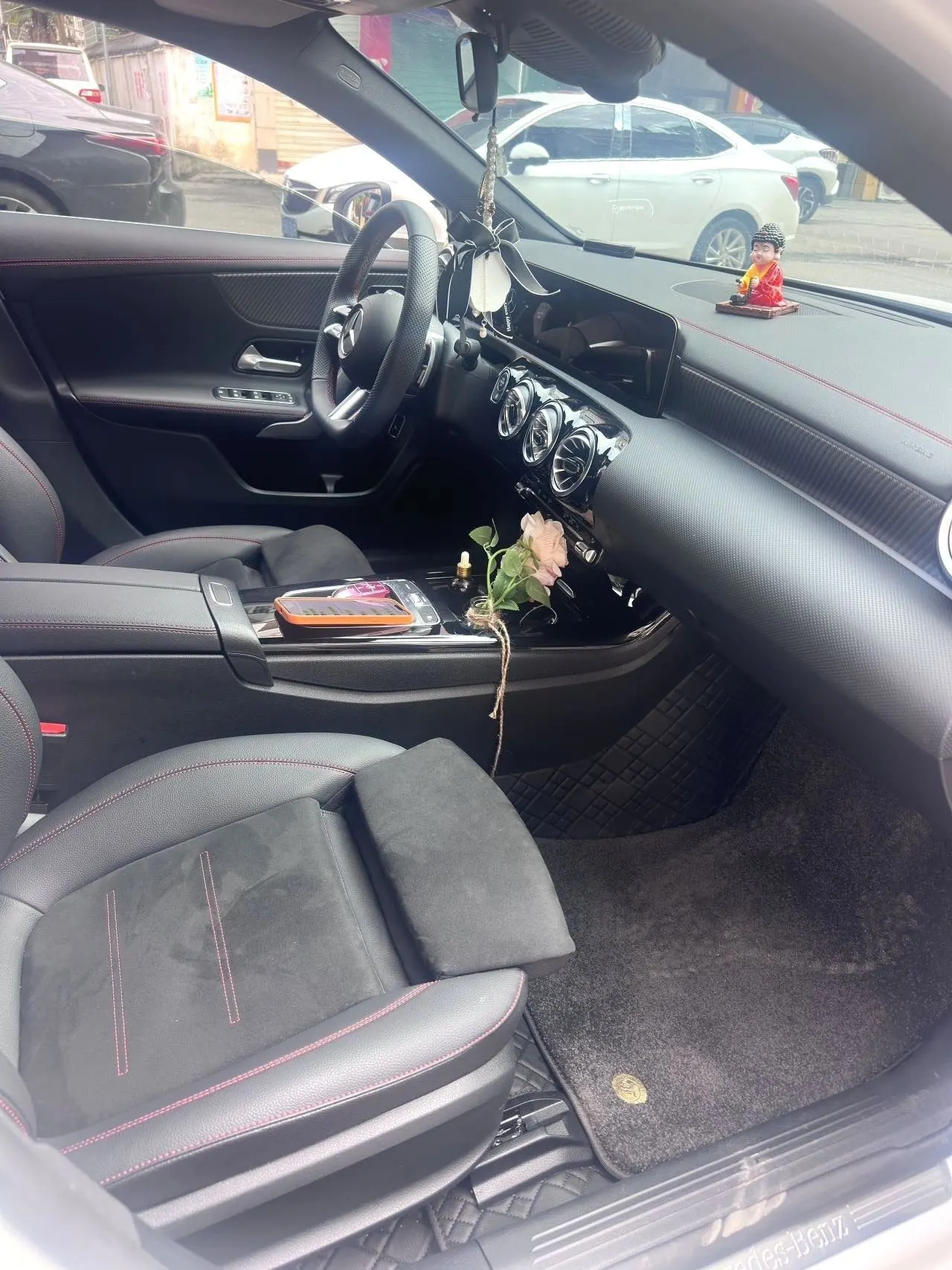 Mercedes Benz Class A 2025 A 200 L 1.3T Fashion Automatic Gear 3
