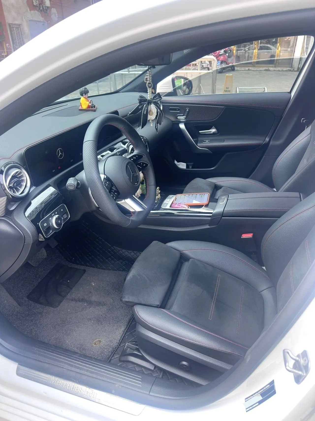 Mercedes Benz Class A 2025 A 200 L 1.3T Fashion Automatic Gear 4