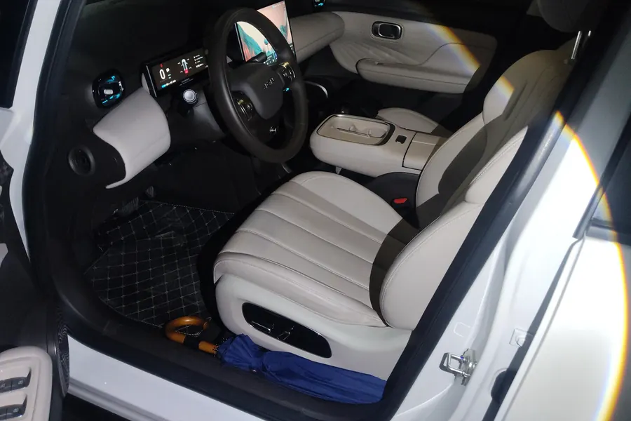 GAC Aion 2025 AION UT 420 Smart Edition Automatic Gear 3