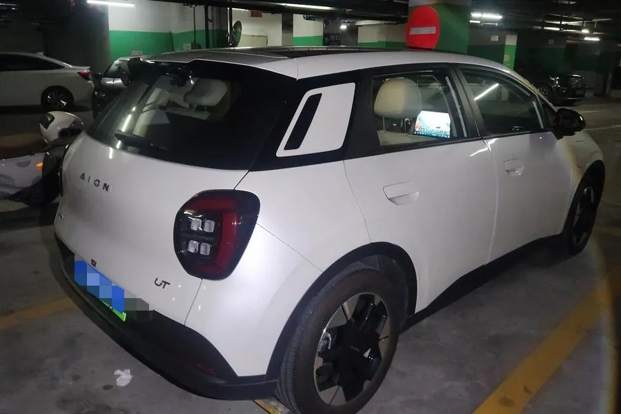 GAC Aion 2025 AION UT 420 Smart Edition Automatic Gear 8