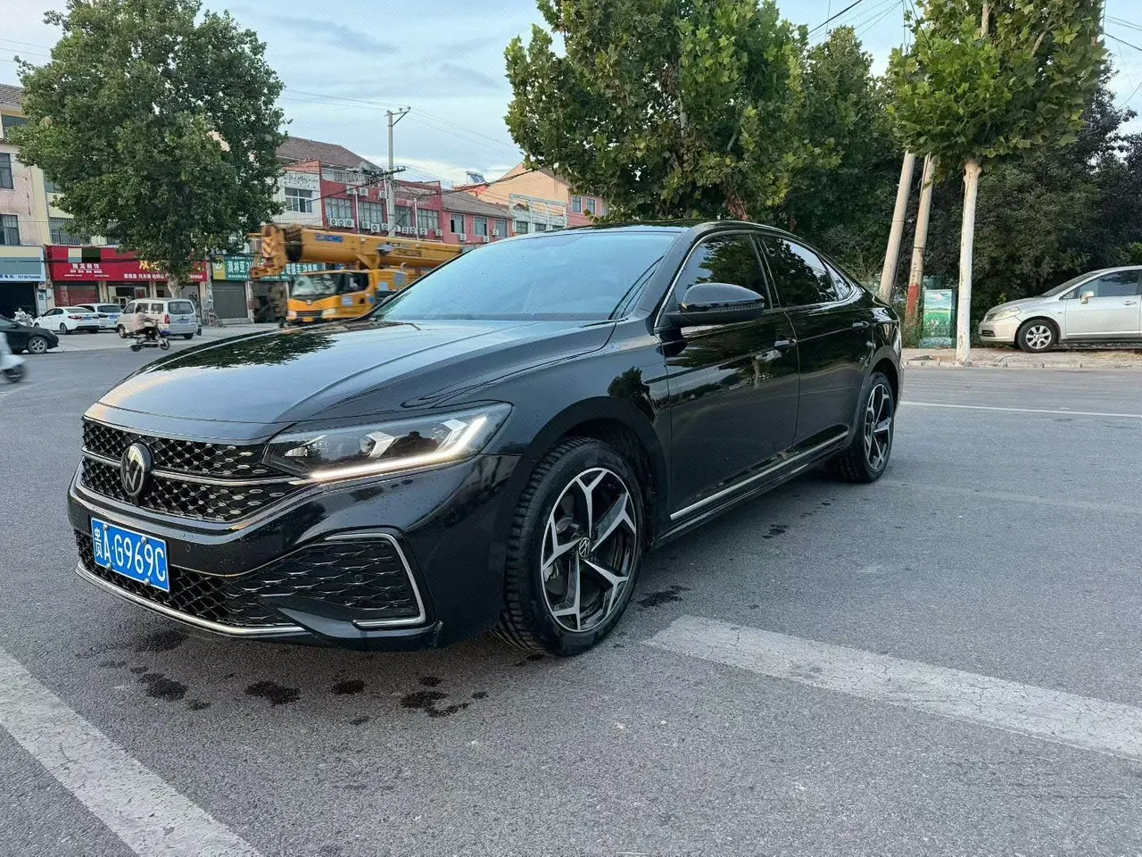 Открыть галерею: Volkswagen 2025 Passat 2.0TSI 330TSI outstanding star elite edition automatic gear