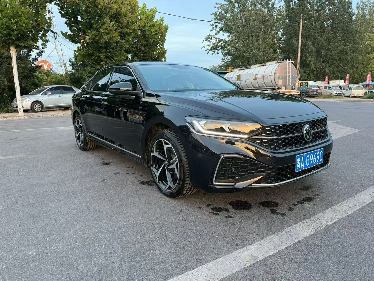 Volkswagen 2025 Passat 2.0TSI 330TSI outstanding star elite edition automatic gear 2