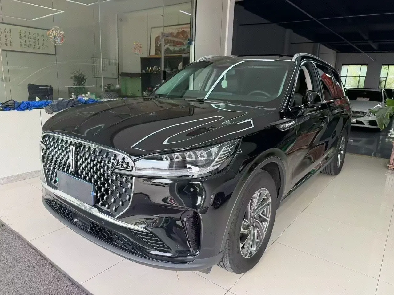 Lincoln 2024 Aviator 3.0T V6 Four-wheel Drive Elegant Edition 7-seat Automatic Gear - View 1