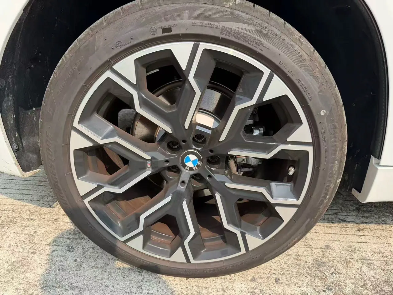 BMW 2026 X3 xDrive30L 2.0T Leading M Sports Obsidian Night Suit Automatic Gear 12