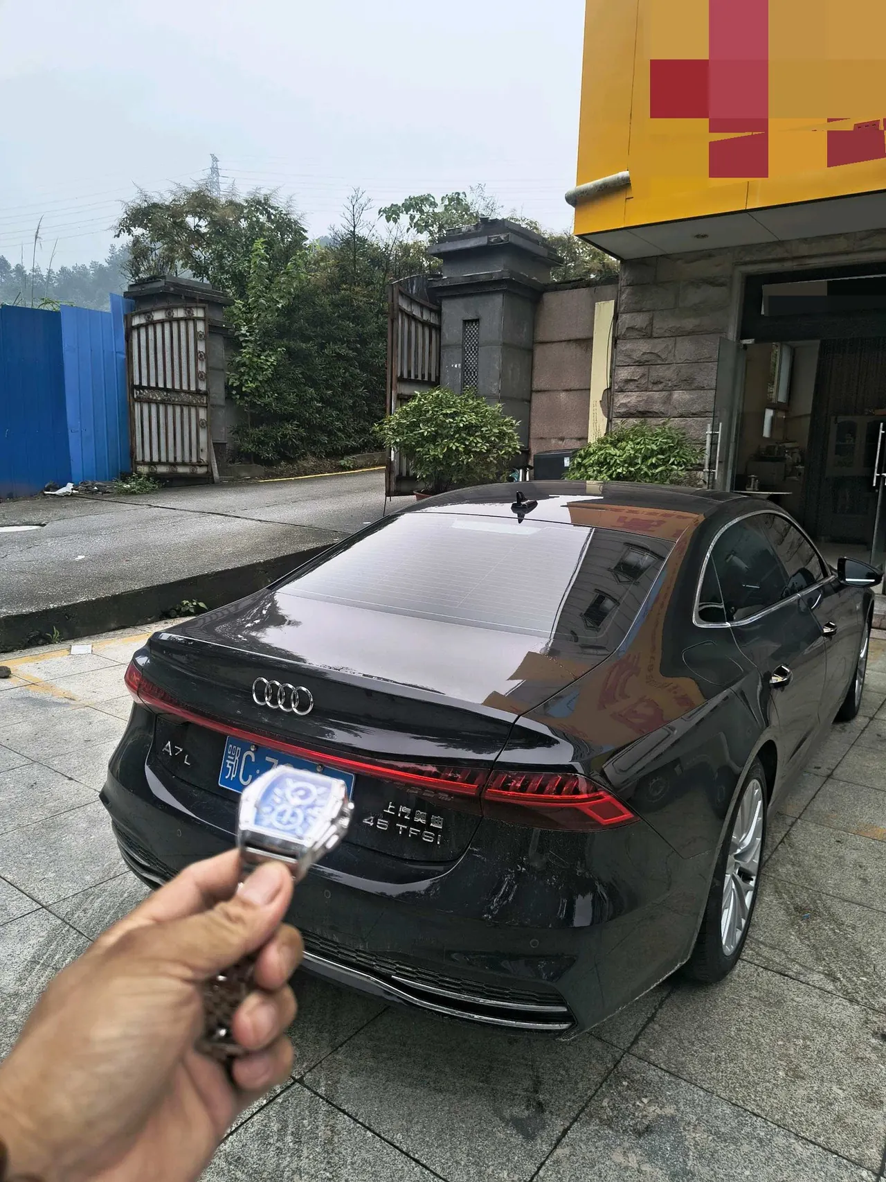 Audi 2024 A7L 2.0TFSI 45TFSI S-line Zhumeng Crystal Set Automatic Gear 4
