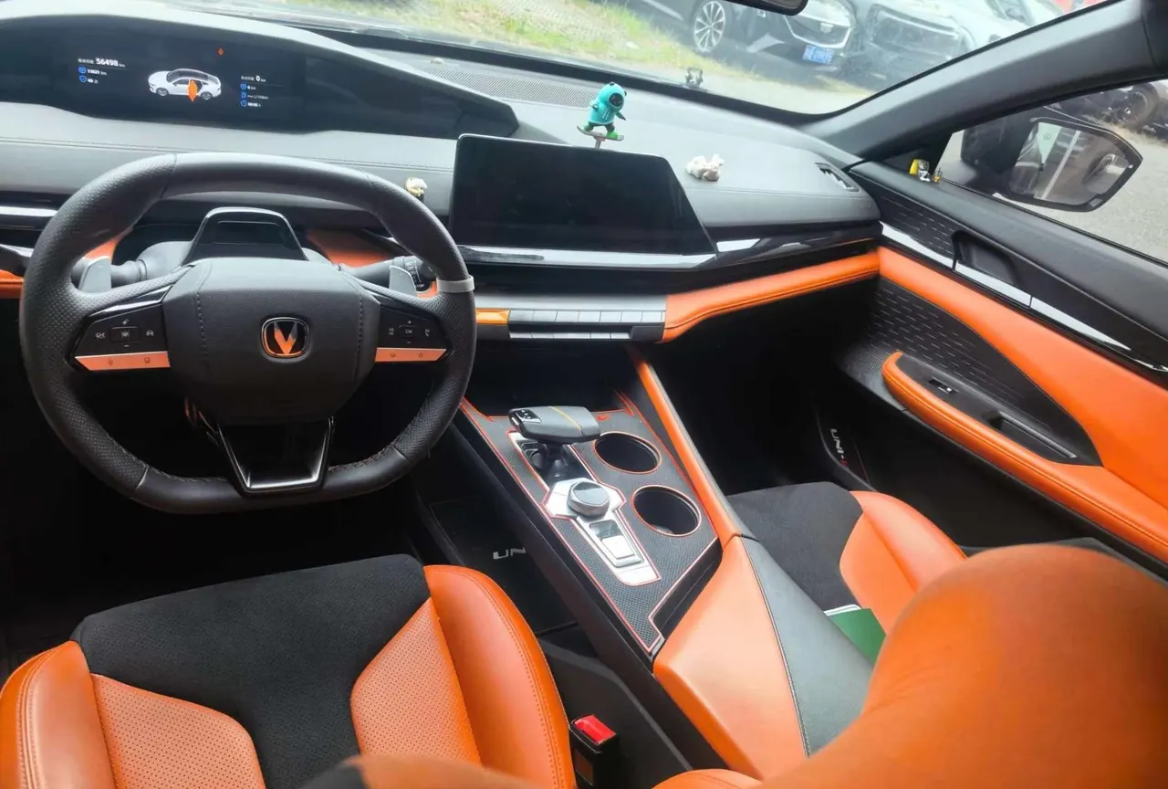 ChangAn 2023 UNI-V 1.5T Sports Edition Automatic 2