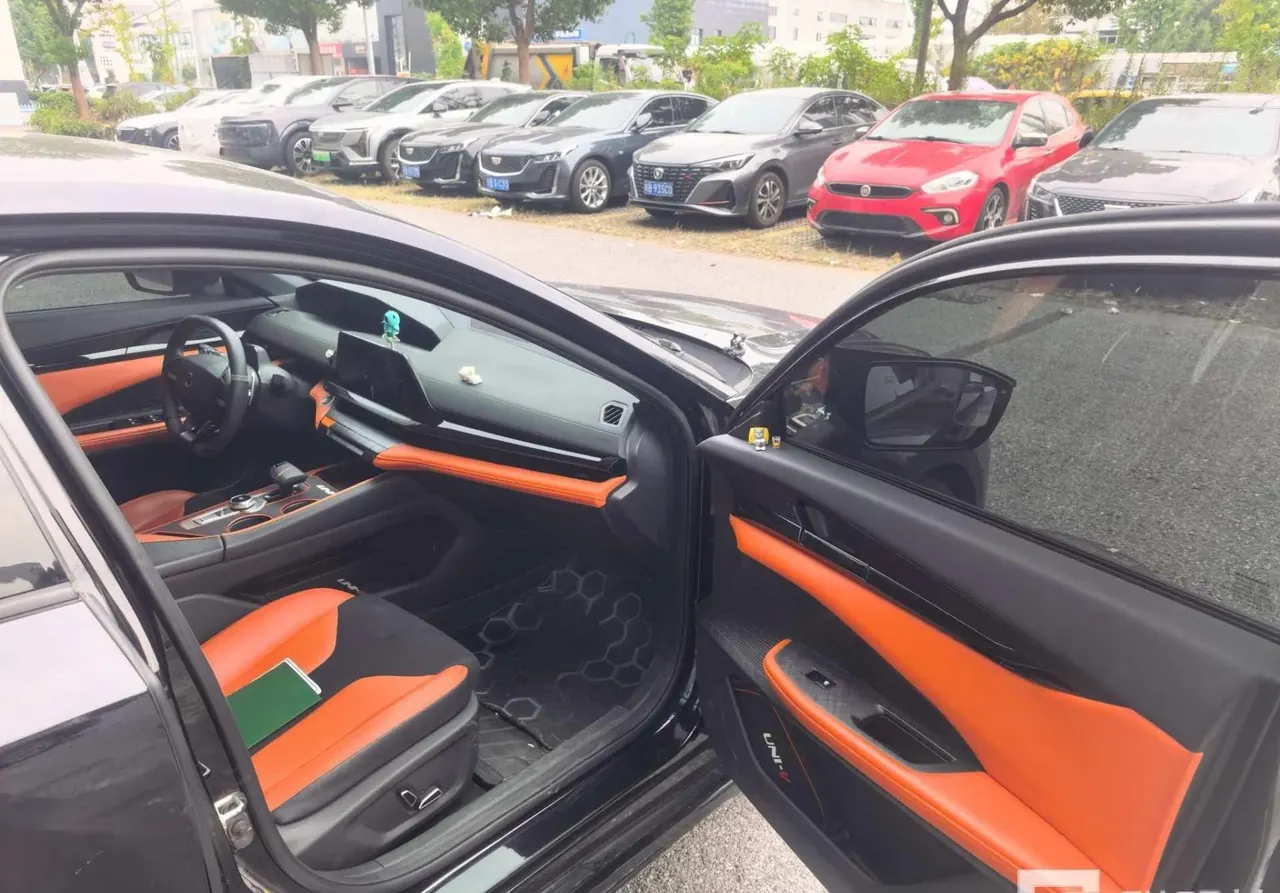 ChangAn 2023 UNI-V 1.5T Sports Edition Automatic 5