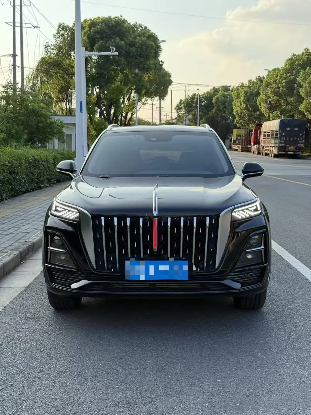 HongQi 2025 HS5 2.0T Two-Drive Flag Enjoy Pro Edition Automatic Gear 2