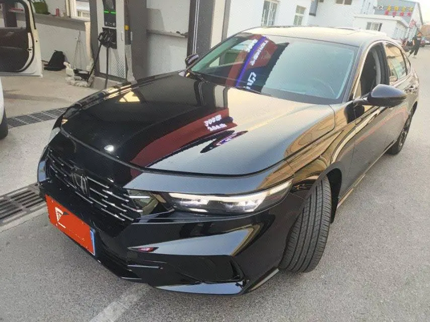 Open image lightbox: Honda 2025 11th Generation Accord 1.5T Stepless 260TURBO Sports Series Deluxe Automatic Gear