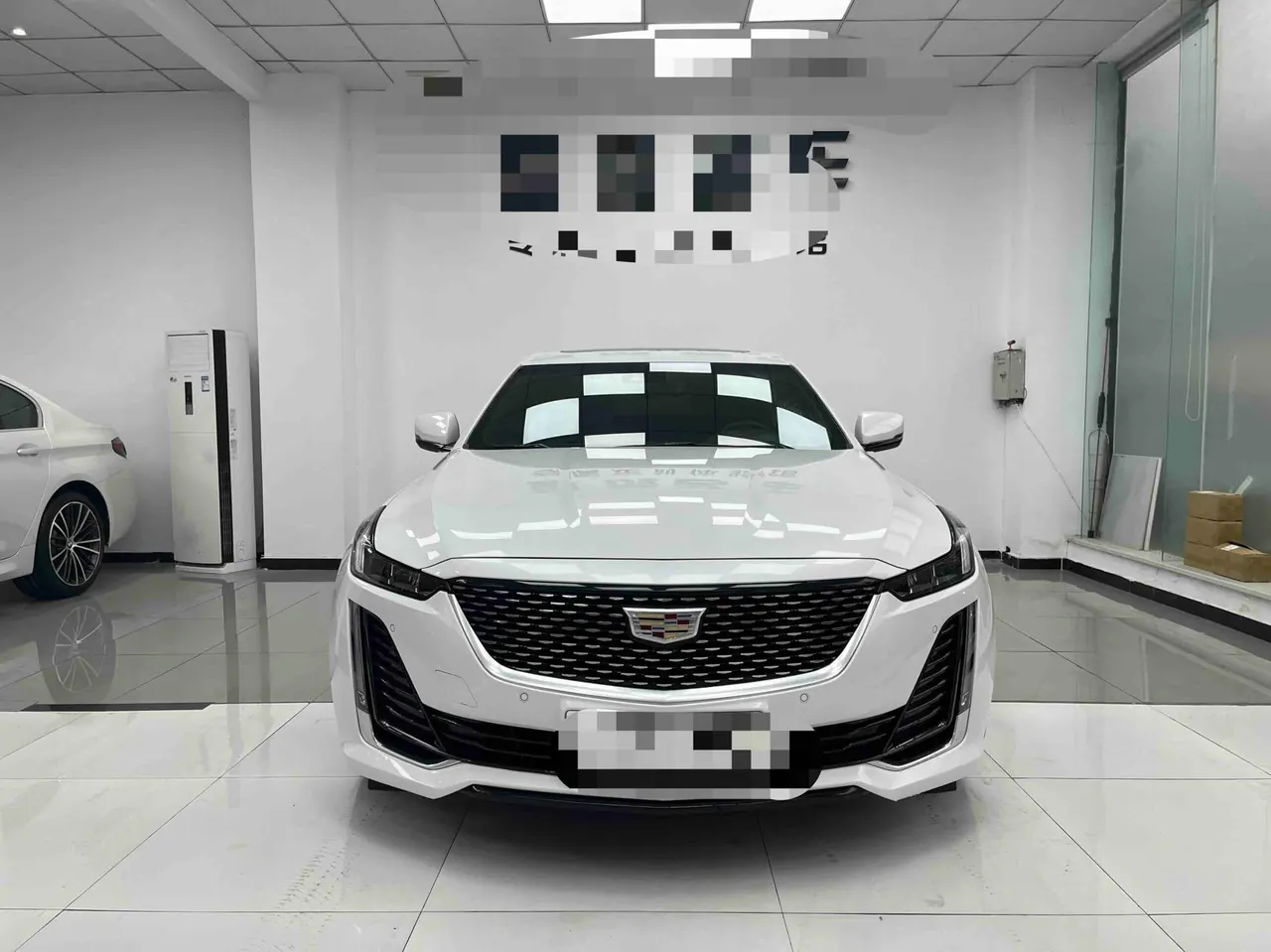 Cadillac 2023 CT5 2.0T 28T Luxury (Standard Edition) Automatic Gear 2