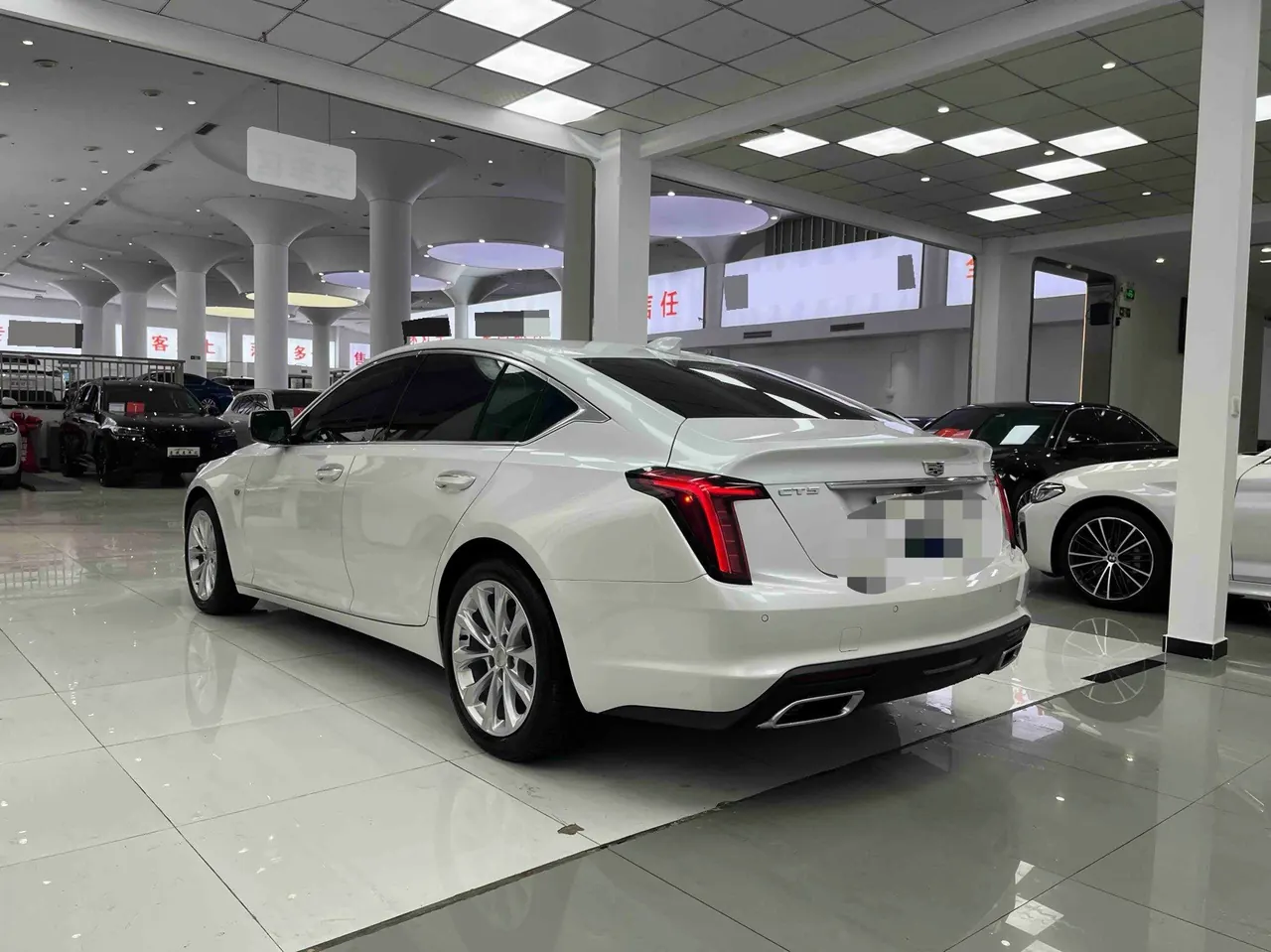 Cadillac 2023 CT5 2.0T 28T Luxury (Standard Edition) Automatic Gear 8