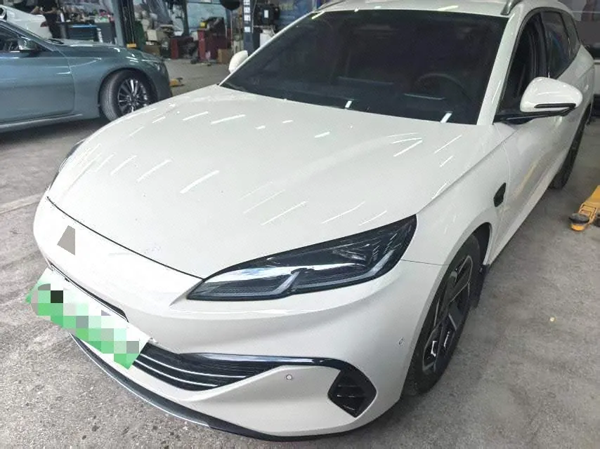 Open image lightbox: BYD 2025 seals 06 DM-i 1.5 stepless travel version 150KM flagship automatic gear