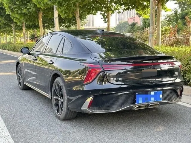HongQi 2023 H6 2.0T to the United States version of automatic gear 6