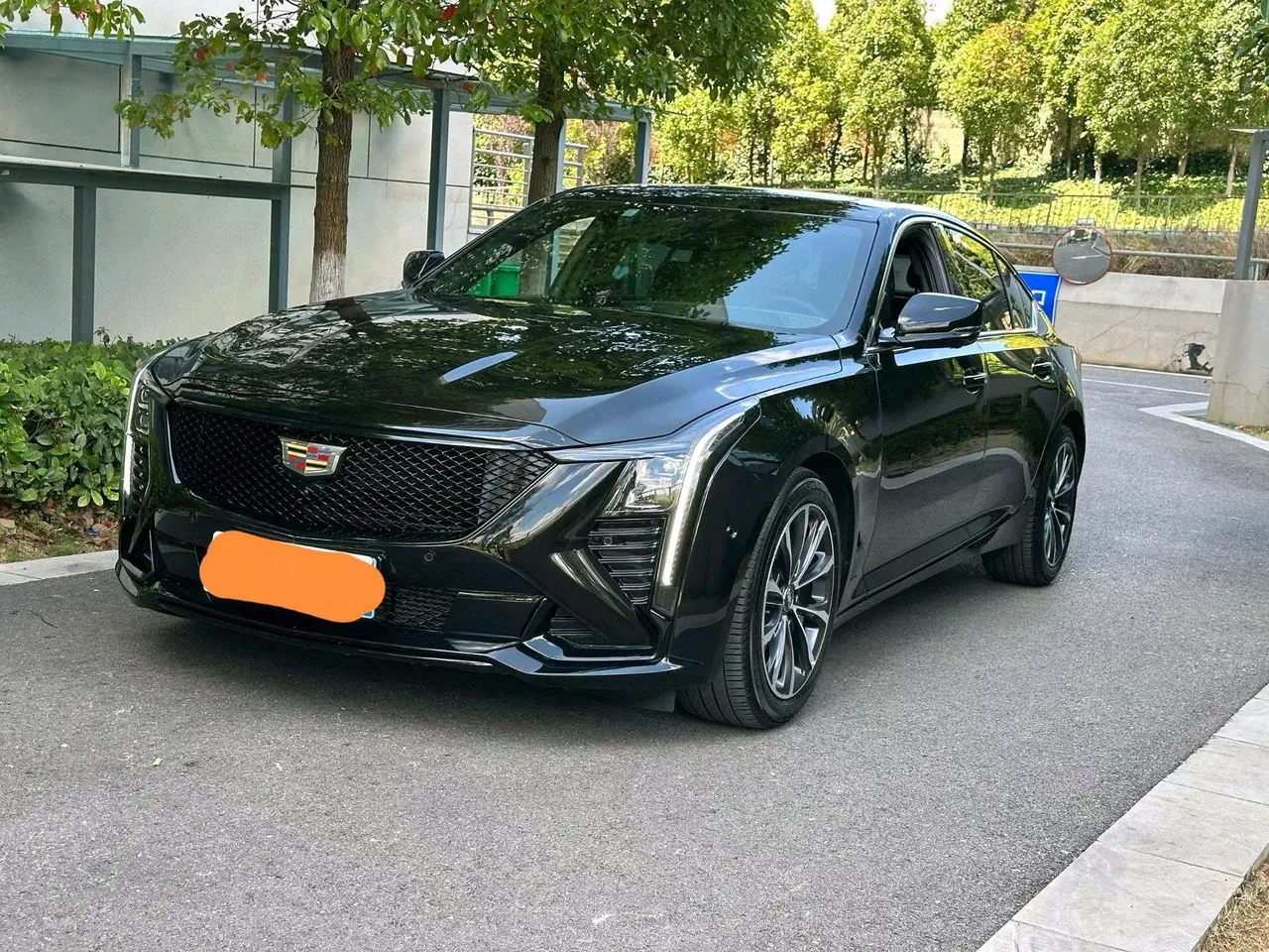Open image lightbox: Cadillac 2025 CT5 2.0T 28T City Sports Edition Automatic Gear