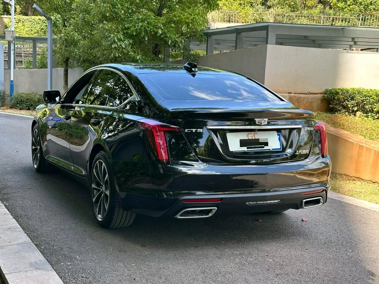 Cadillac 2025 CT5 2.0T 28T City Sports Edition Automatic Gear 9