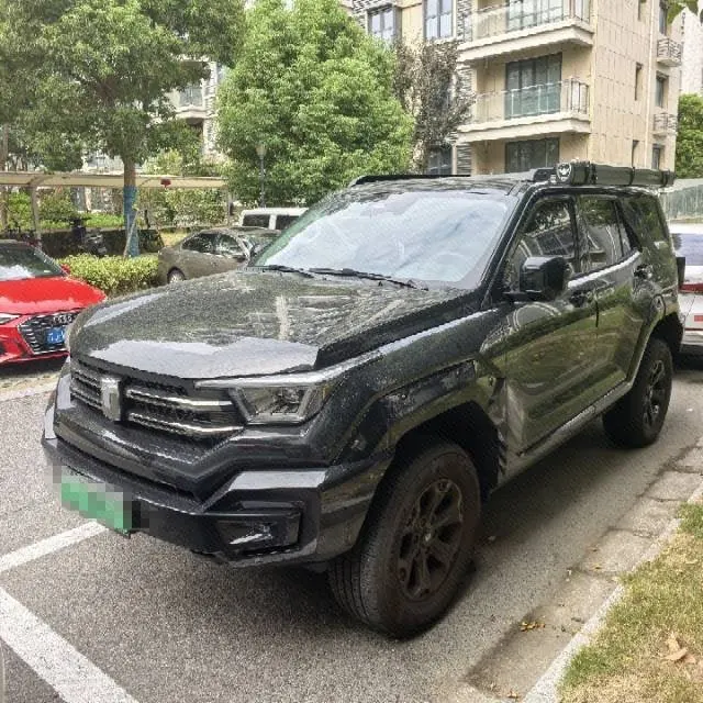 Открыть галерею: Tank 2024 Tank 400 Hi4-T 2.0T City Edition Automatic Gear