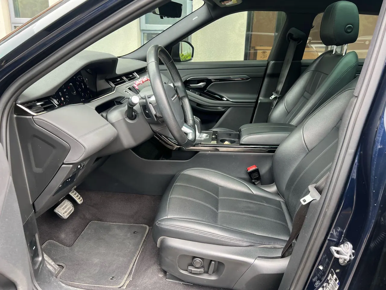 Land Rover 2020 Range Rover Aurora 48V 2.0T 249PS R-DYNAMIC SE Sports Technology Edition Automatic Gear 3