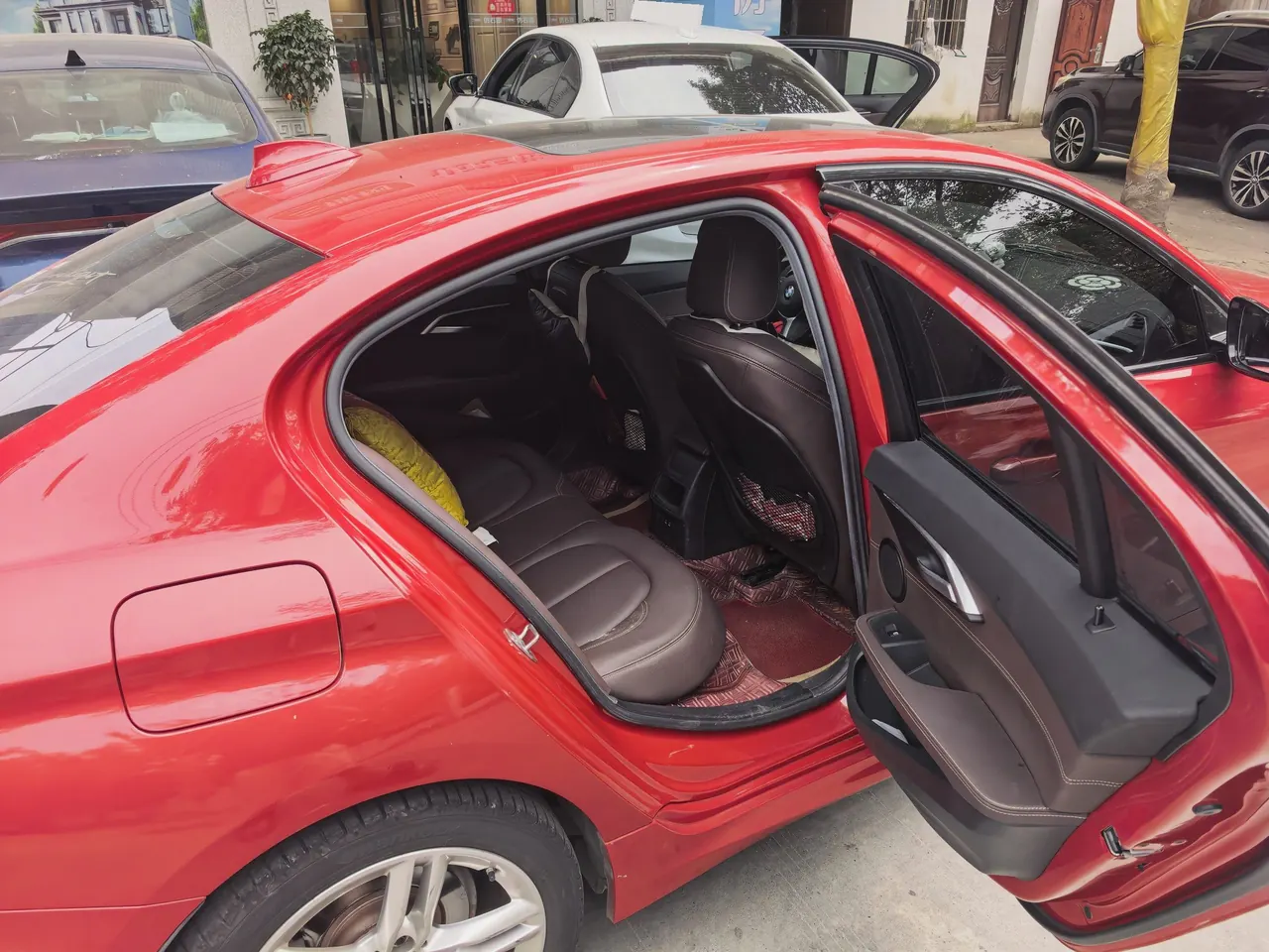 BMW 1 Series 2020 120i 1.5T M Sports Suit Automatic Gear 7