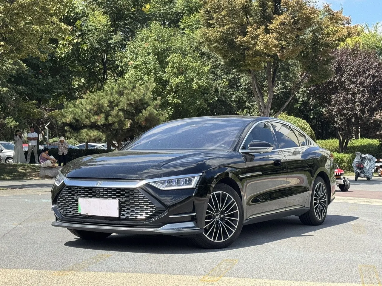 Open image lightbox: BYD 2020 Han DM 2.0T 4-wheel drive performance version noble automatic gear