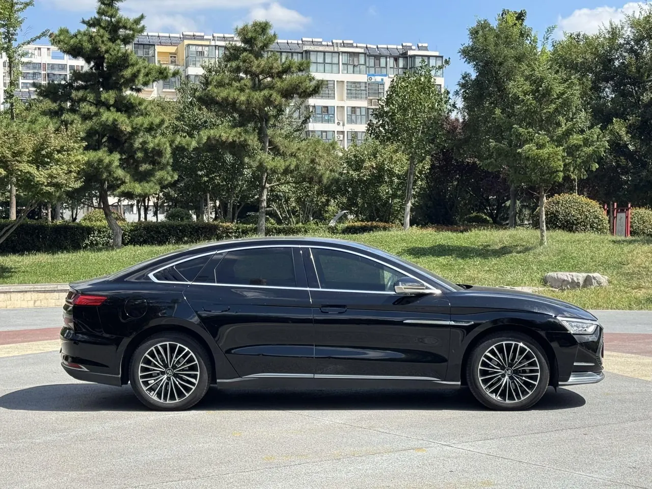 BYD 2020 Han DM 2.0T 4-wheel drive performance version noble automatic gear 6