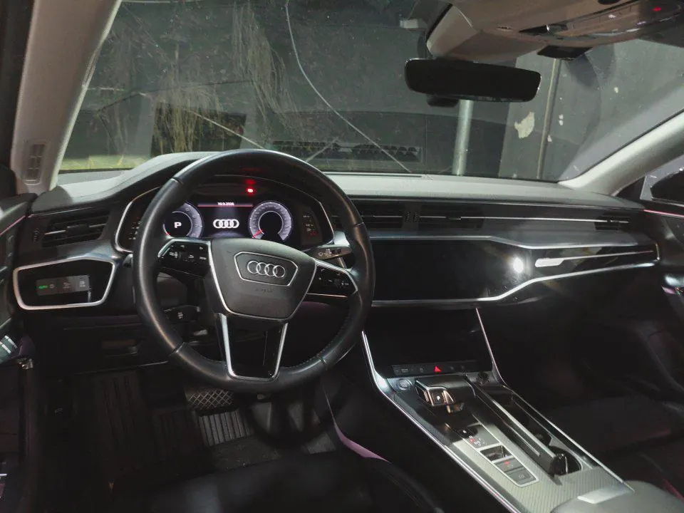 Audi A7 (Imported) 2020 A7 Sportback 2.0TFSI 45TFSI Automatic Gear Selection 4