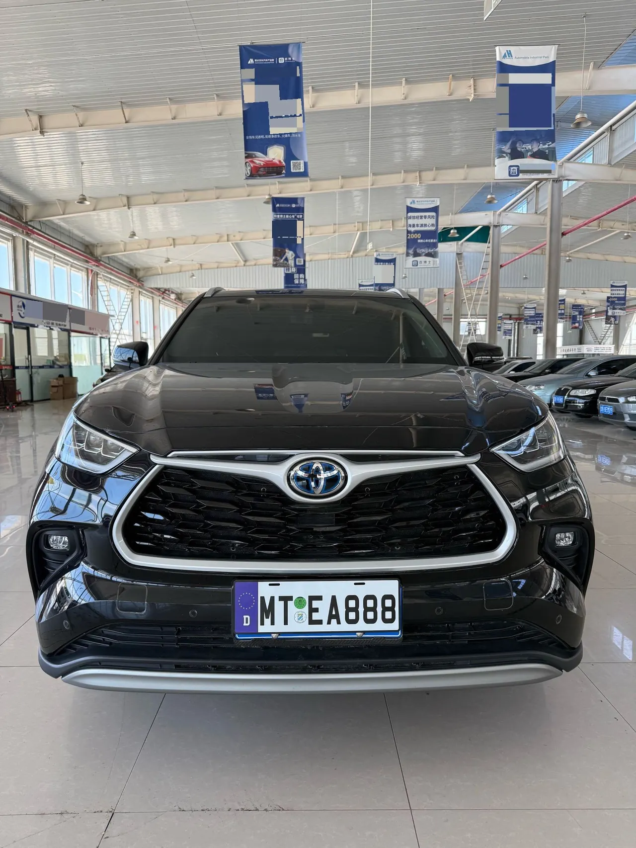Toyota 2023 Highlander Dual Engine 2.5 Stepless Intelligent Electric Hybrid Four-wheel Drive Premium Edition 7-seat Automatic Transmission 2