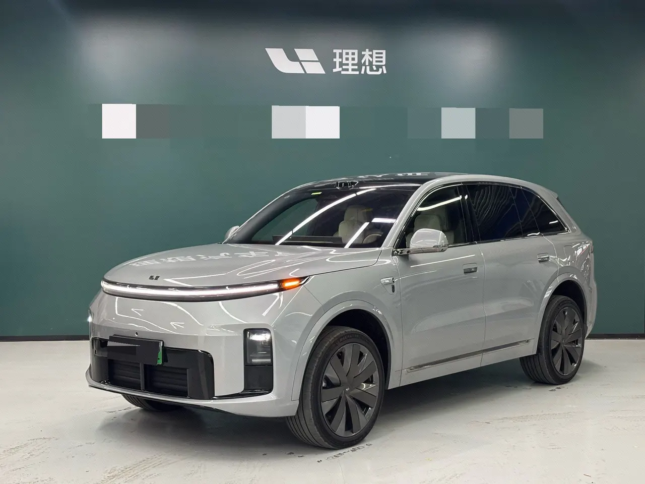 Открыть галерею: Li 2026 L8 Livis automatic gear