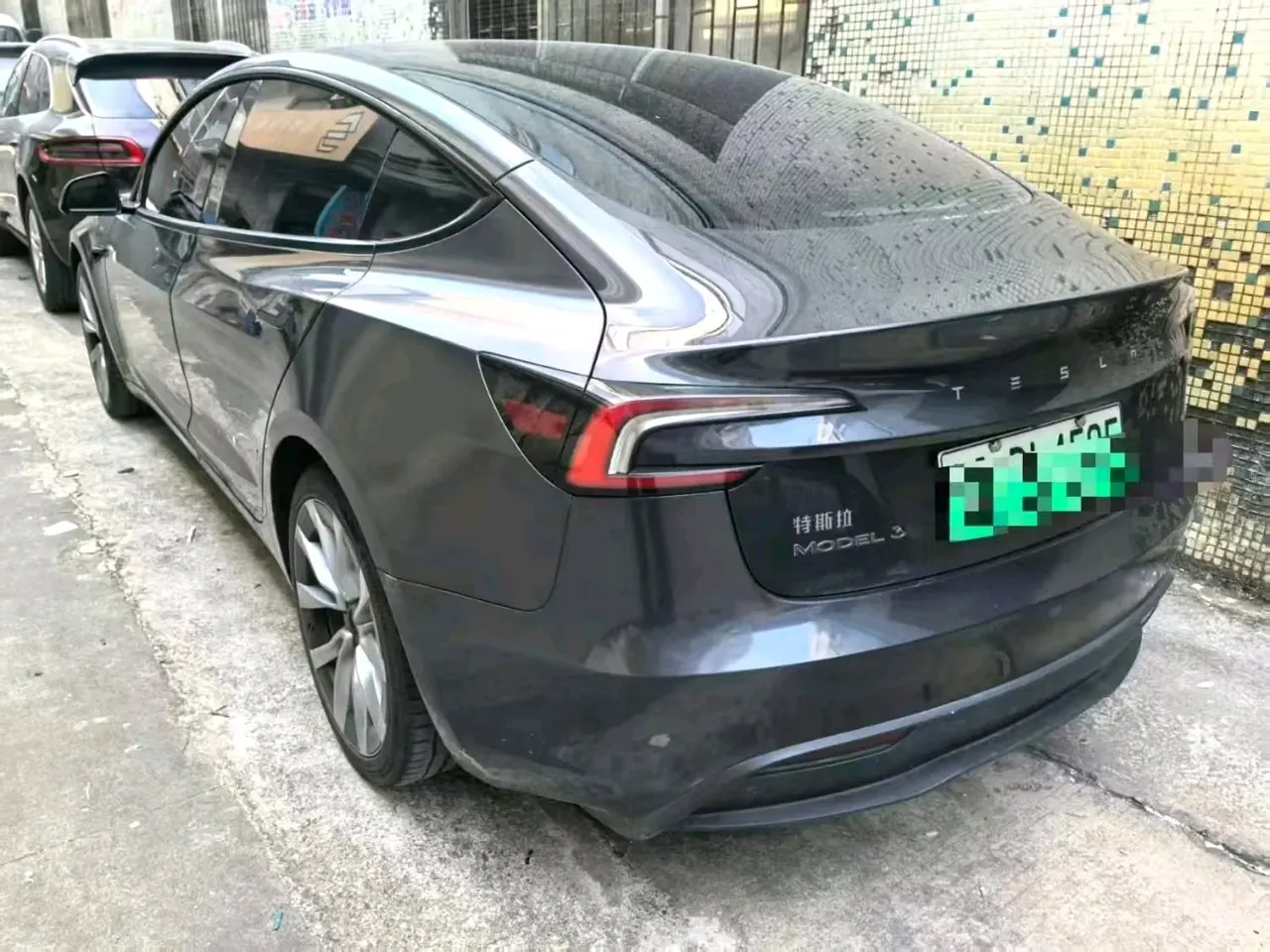 Tesla 2023 Model 3 Rejuvenation Edition Rear Wheel Drive Automatic Transmission 2