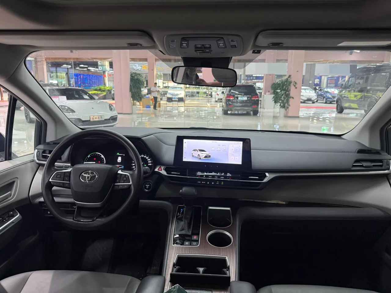 Toyota 2024 Grevia HYBRID 2.5 Stepless Comfort Edition Automatic Transmission 10