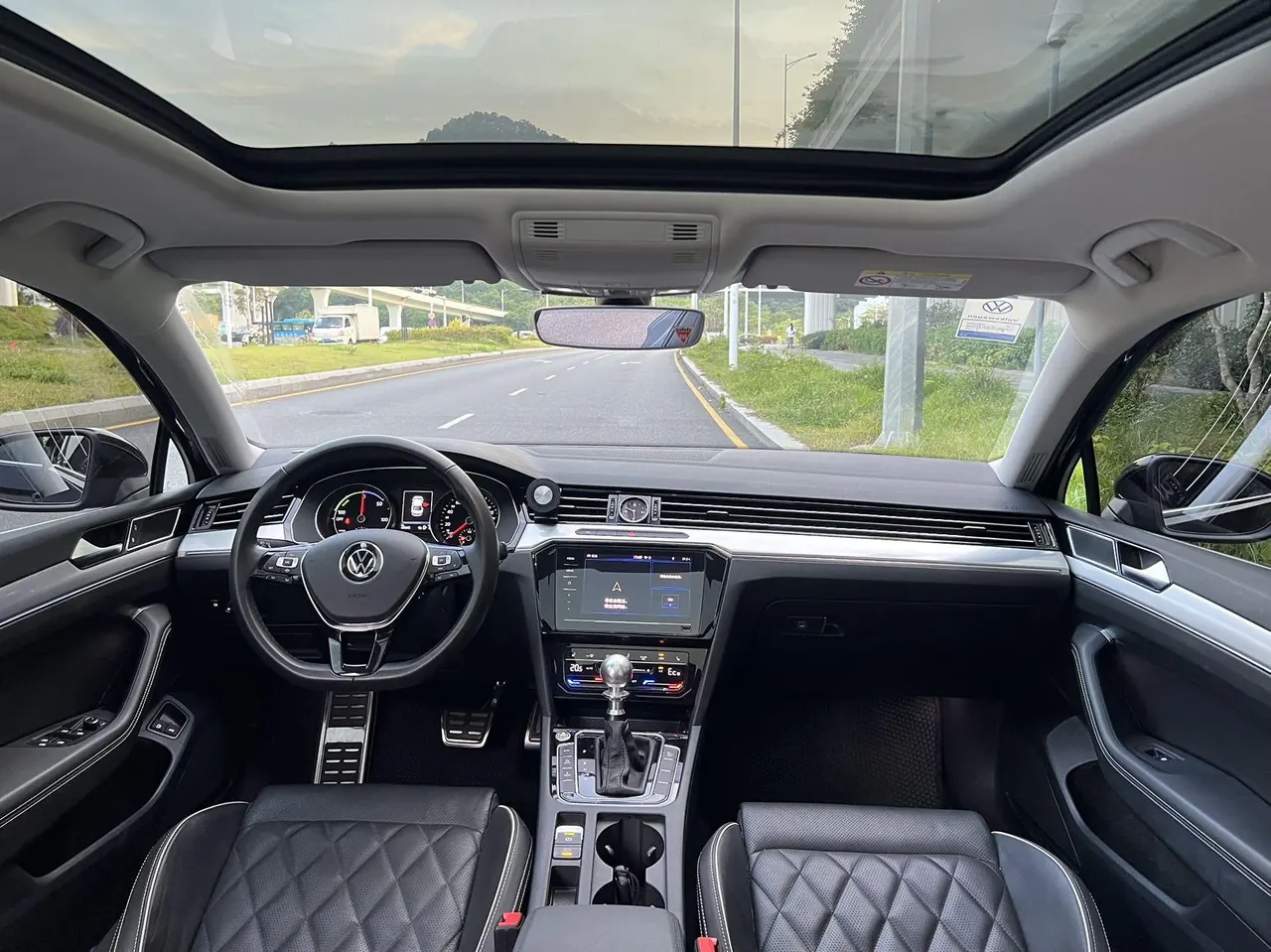 Volkswagen Magotan New Energy 2020 Magotan GTE 1.4T Luxury Automatic Gear 5