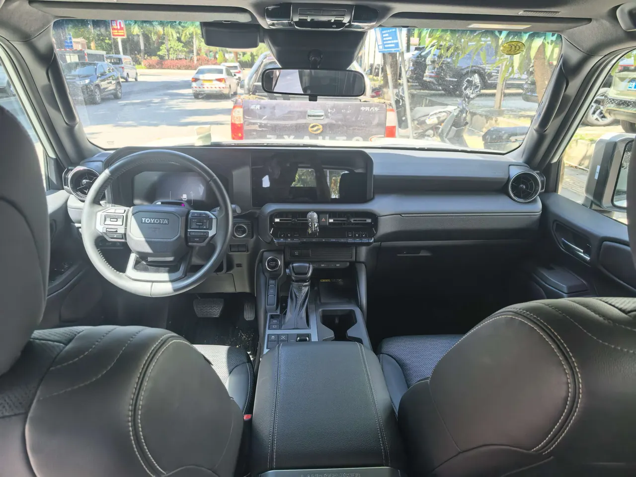 Toyota 2024 Prado HEV 2.4T all-around TX version 5-seat automatic gear 3