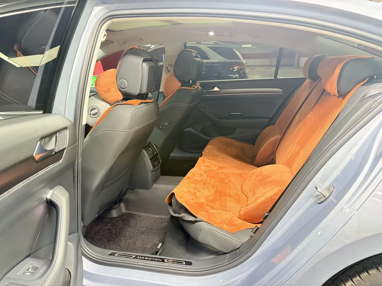Volkswagen 2020 Magotan 2.0TSI 380TSI Luxury Automatic 4