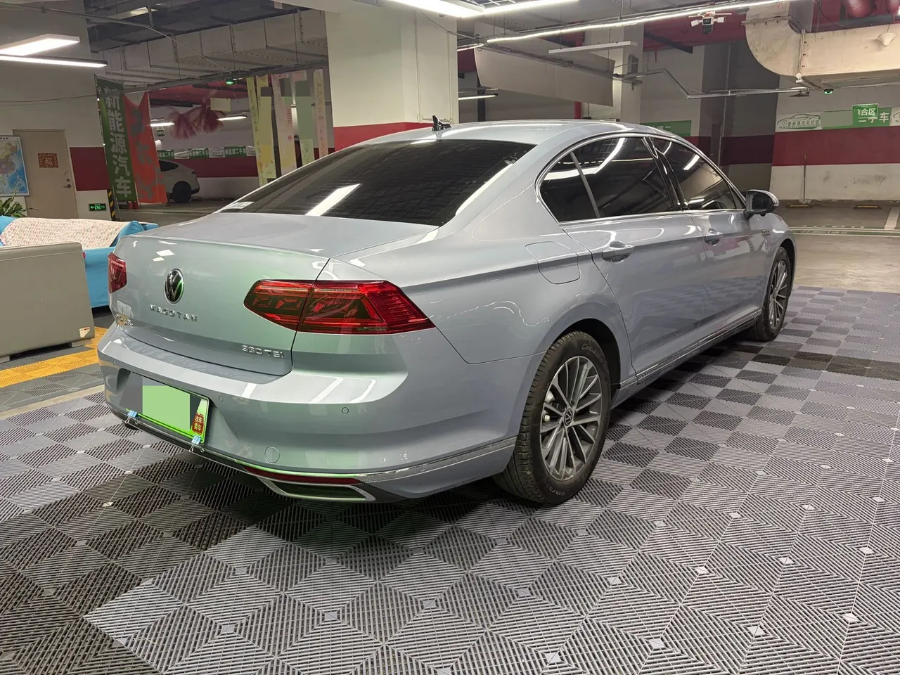 Volkswagen 2020 Magotan 2.0TSI 380TSI Luxury Automatic 6