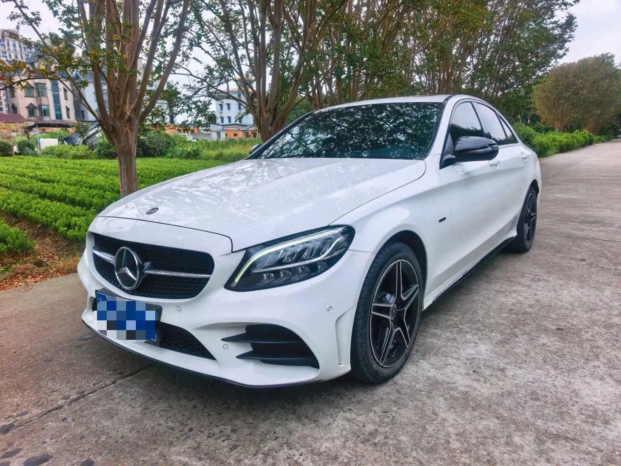 打开图片灯箱:Mercedes Benz Class C 2021 C 260 48V 1.5T Star Yao Zhen Tibetan Edition Automatic Gear