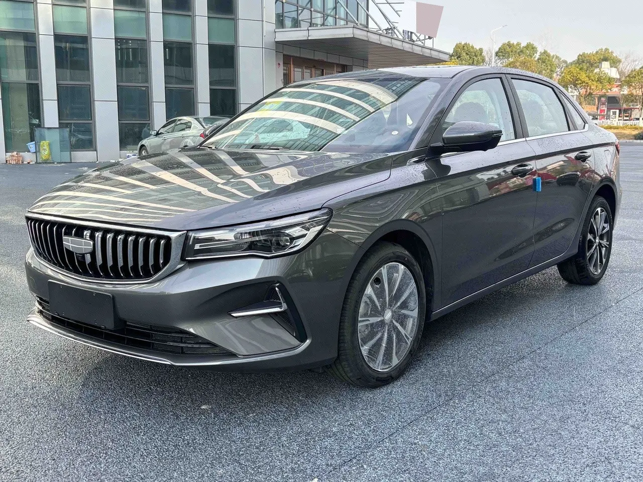 Open image lightbox: Geely 2026 Emgrand-Sanxiang 1.5 Stepless 4 million Commemorative Flying Automatic
