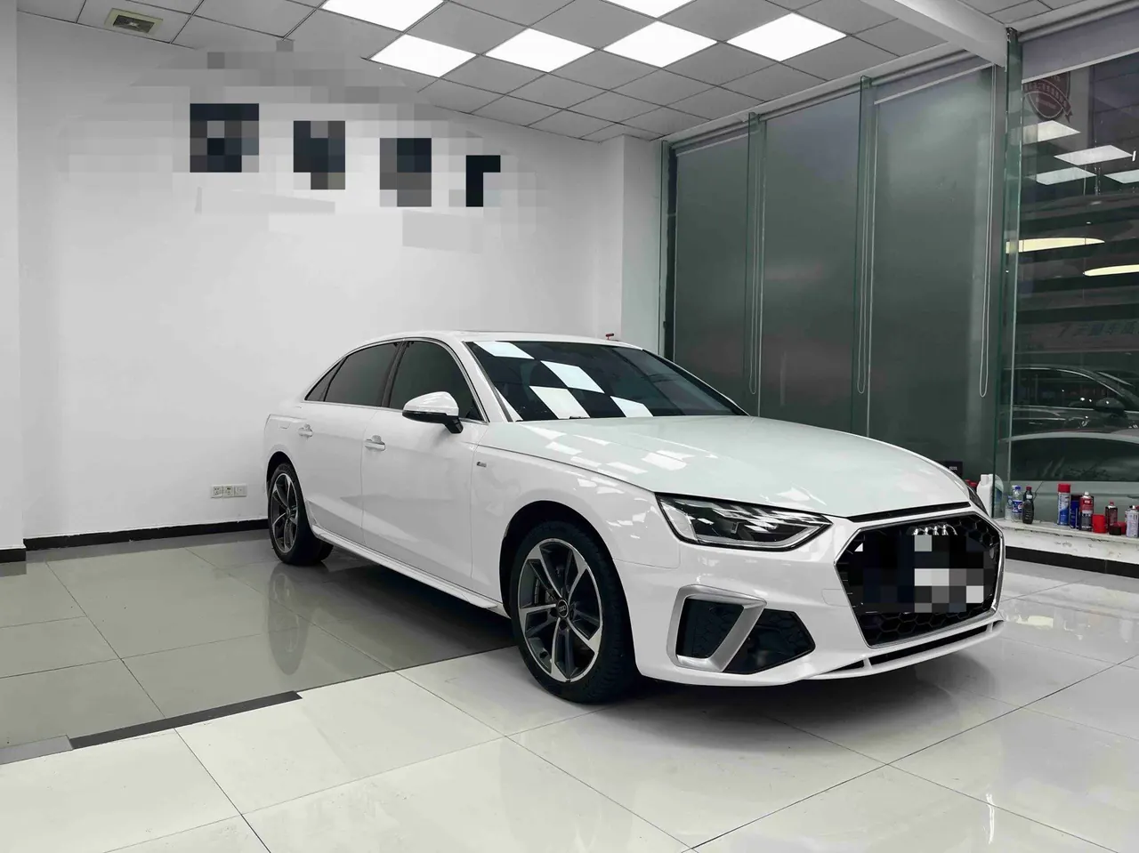Audi 2023 A4L 2.0TFSI 40TFSI Fashion Dynamic Automatic 3