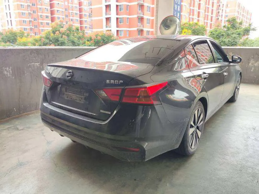 Nissan 2021 Teana 2.0 Stepless XL Comfort Edition Automatic Gear 3