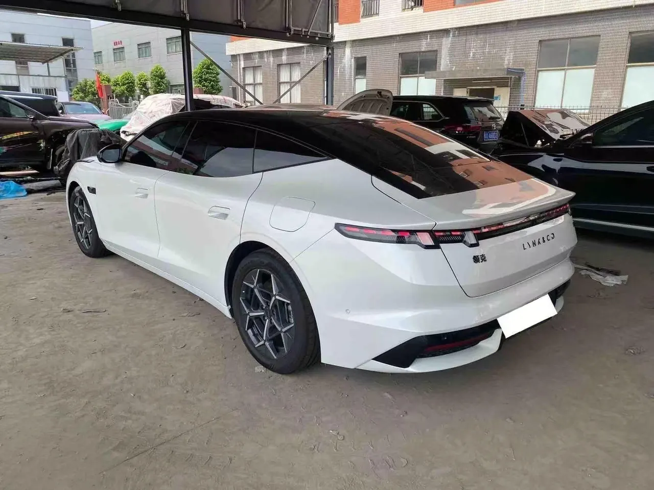LYNK&amp;CO 2026 LYNK&amp;CO 10 816 Super Long Endurance Ultra Auto 4