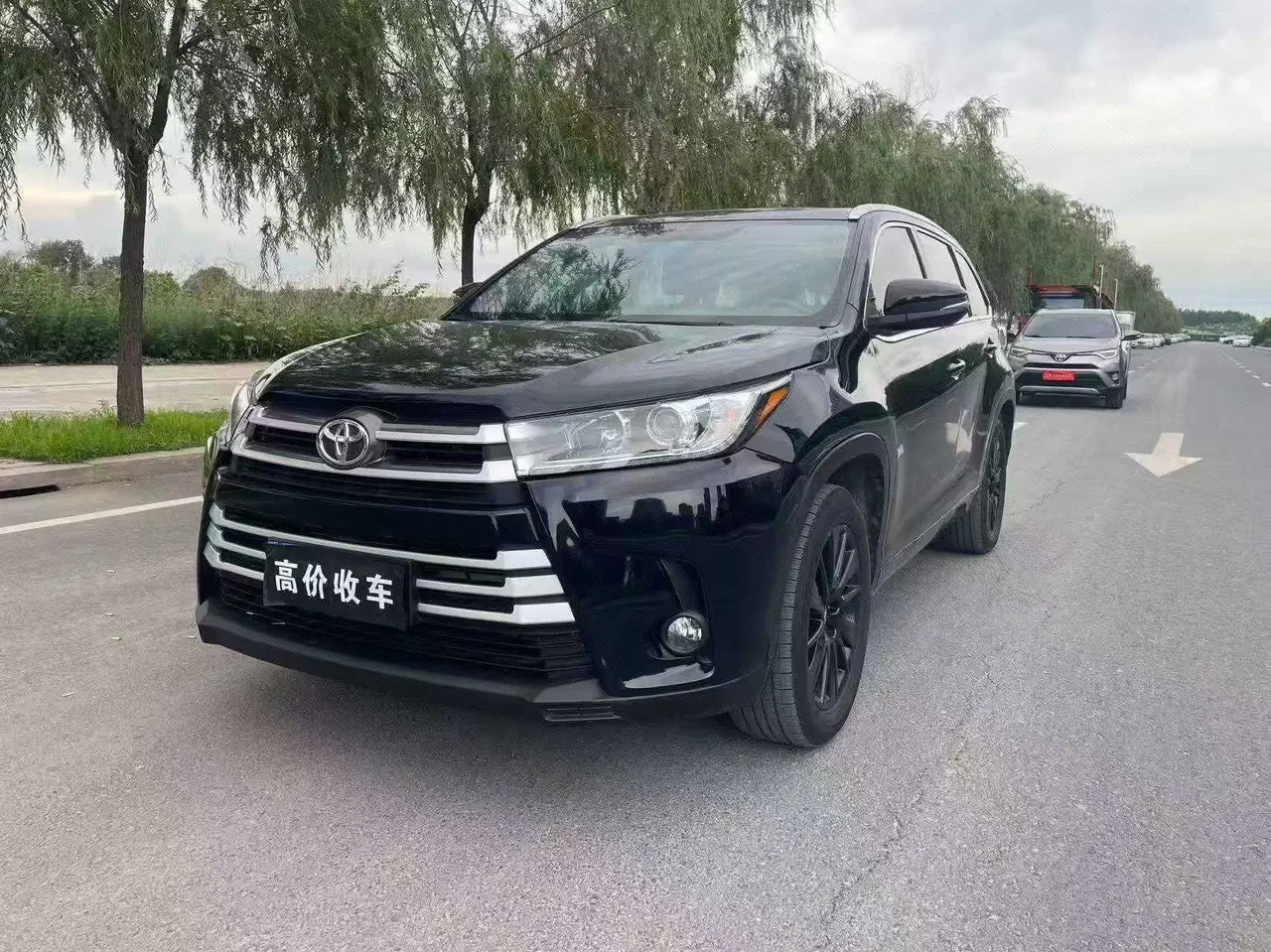 Открыть галерею: Toyota 2021 Highlander 2.0T 4-wheel drive deluxe 7-seat automatic gear