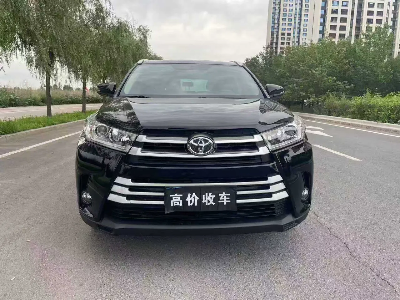 Toyota 2021 Highlander 2.0T 4-wheel drive deluxe 7-seat automatic gear 2