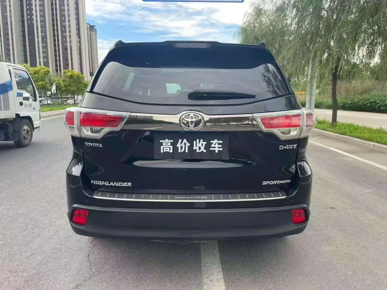 Toyota 2021 Highlander 2.0T 4-wheel drive deluxe 7-seat automatic gear 8