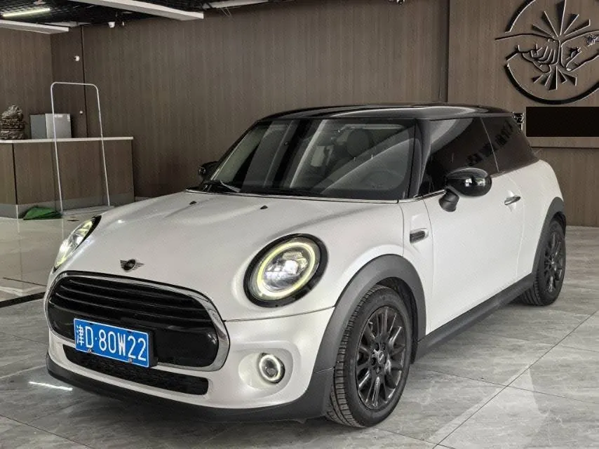 Открыть галерею: MINI Mini (imported) 2020 Mini Cooper 1.5T artist automatic gear