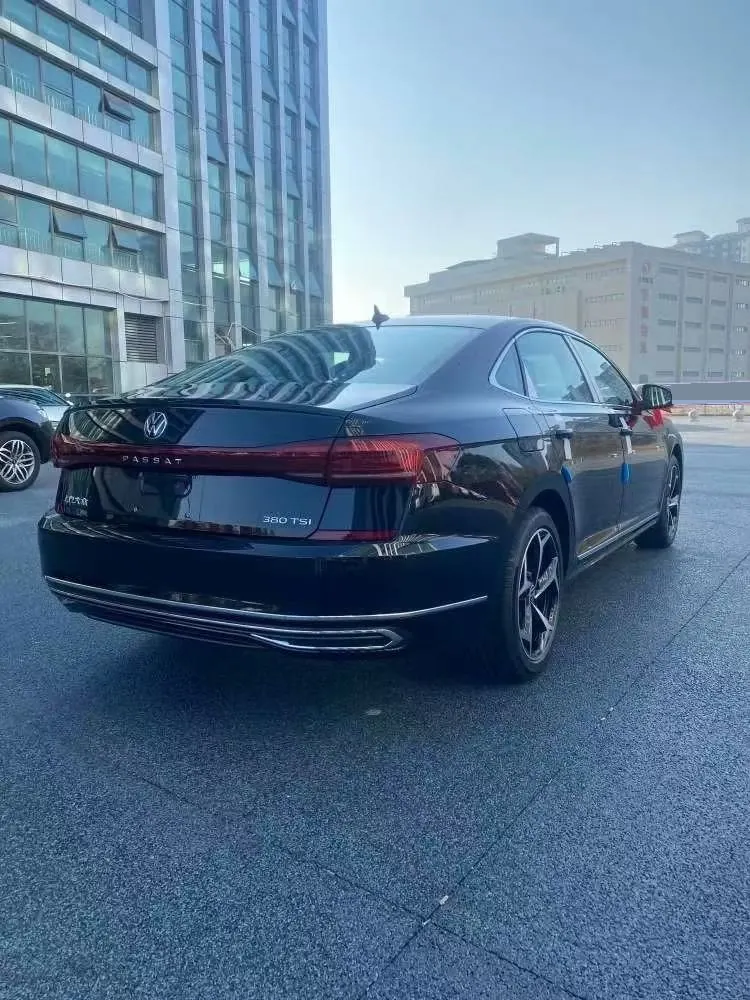 Volkswagen 2026 Passat 2.0TSI 380TSI outstanding star dragon version automatic gear 7